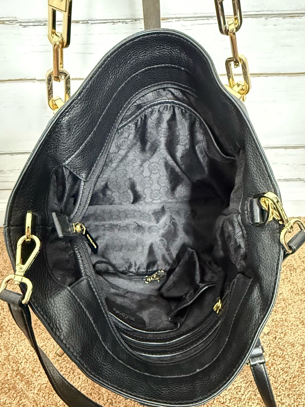 Michael Kors Black Pebbled Leather Bag - Picture 12 of 13